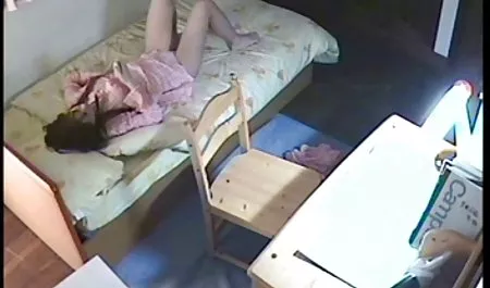 Piersi brunetki wielki kogut sex filmy stare kobiety ssać palce
