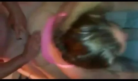 3D gorące laski laski dupa, aby otworzyć drzwi. starsze panie darmowe