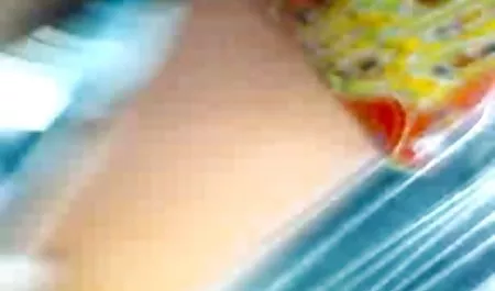 2 młodych kurcząt MIT dem starsze kobiety sex filmy Meksyk
